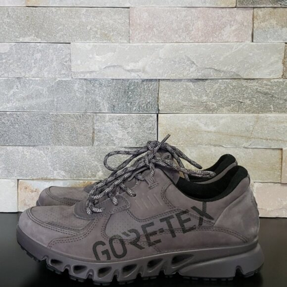 Ecco Multi-Vent GTX Sneakers - Picture 6 of 9